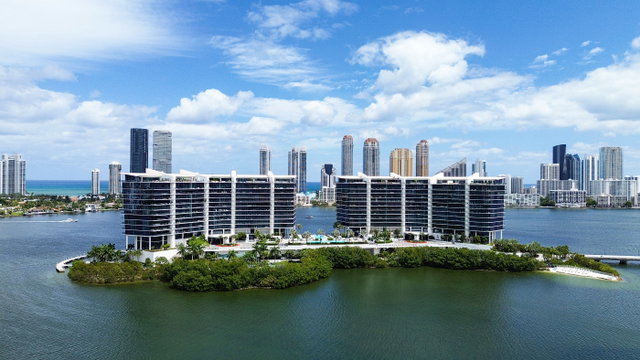 Prive Island Estates  photo 3